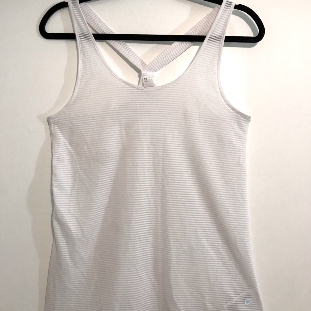 Gap Fit Y Back Active Top